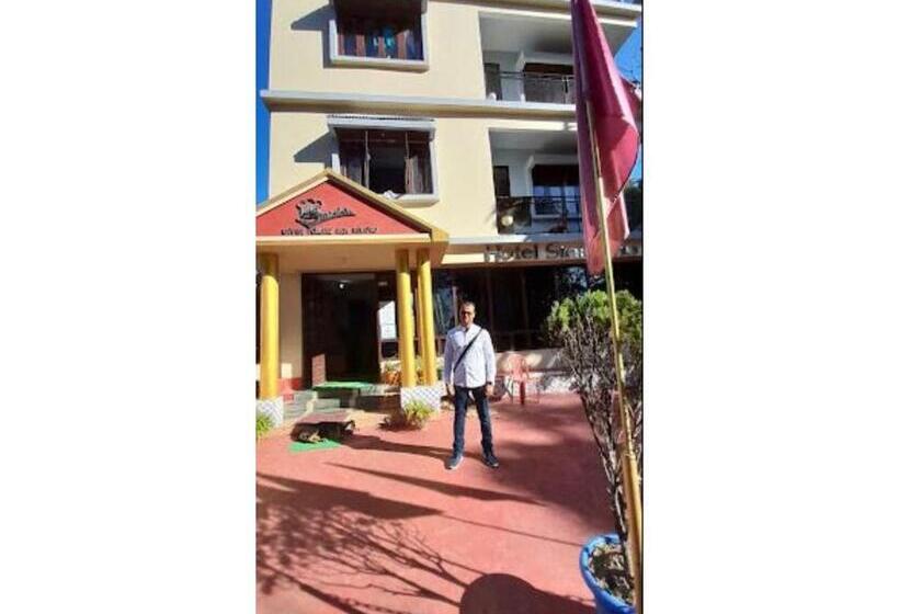 בית מלון כפרי Siniolchu Pelling , New Helipad Road , Pelling , Sikkim