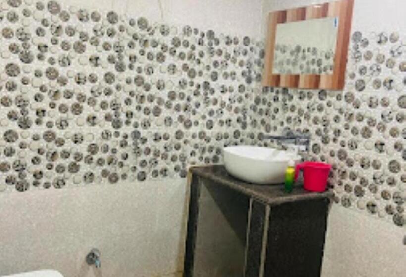 호텔 Sri Balajee Bihar