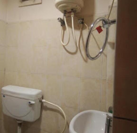 בית מלון כפרי Supriya International   Bihar