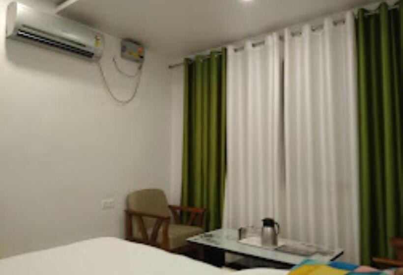 ホテル Swarg Exotica Bihar