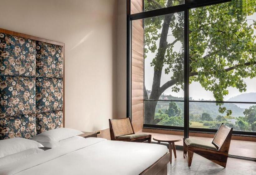 בית מלון כפרי The Samai