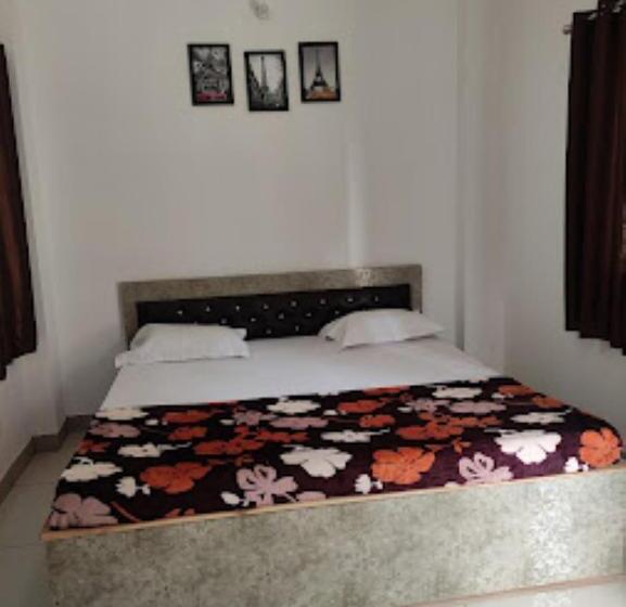 בית מלון כפרי The White Lotus, Patna