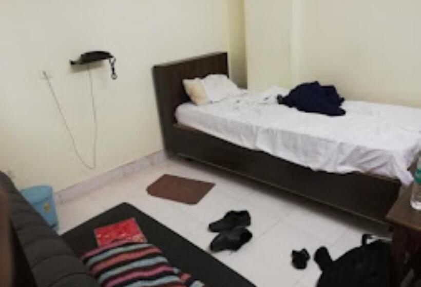 בית מלון כפרי Vrindavan Patna Bihar