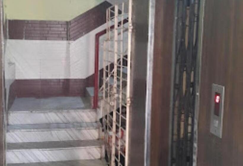 בית מלון כפרי Vrindavan Patna Bihar