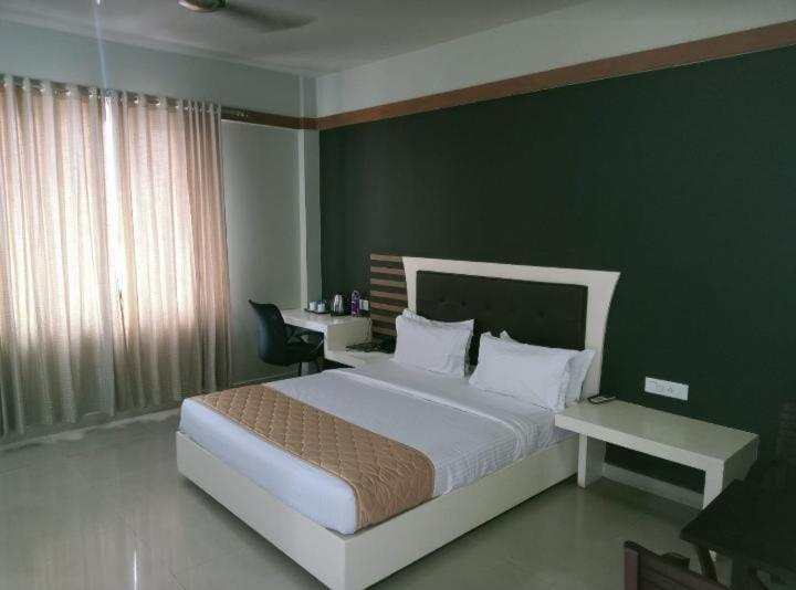 ホテル Vs Residency