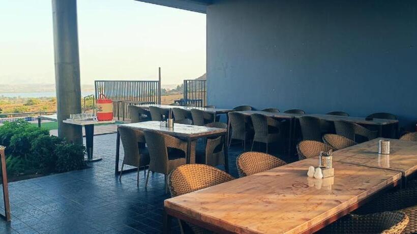 Hotel Wabi Sabi Resort, Igatpuri