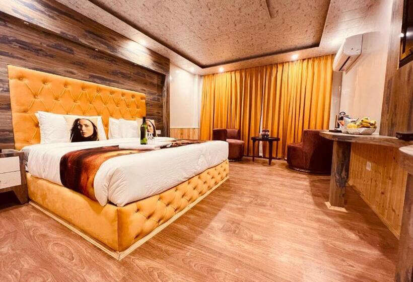 فندق West Western