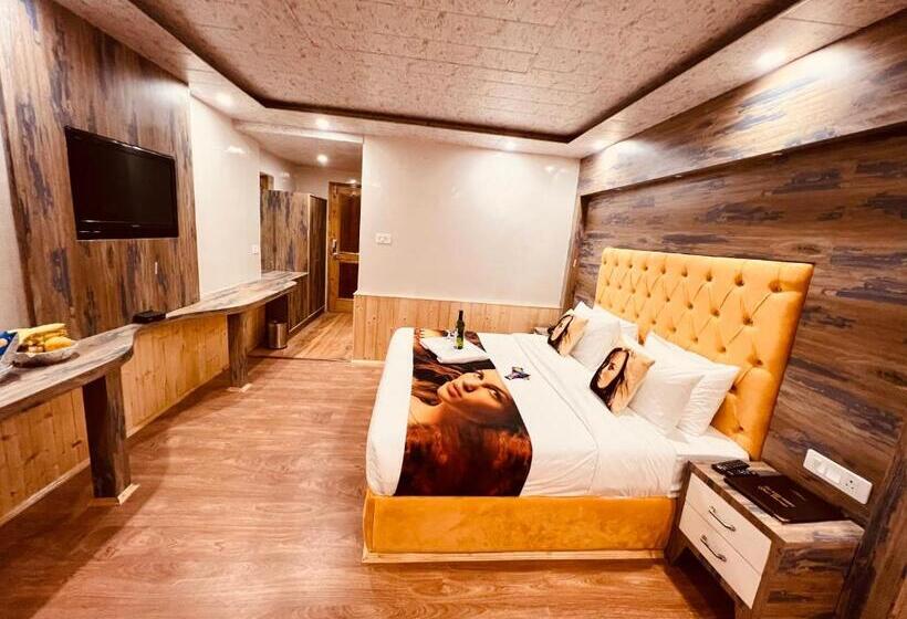 فندق West Western