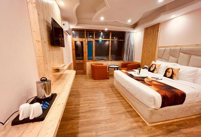 فندق West Western