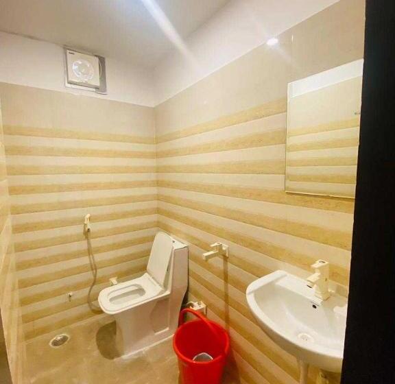 Oyo Hotel Green Vally