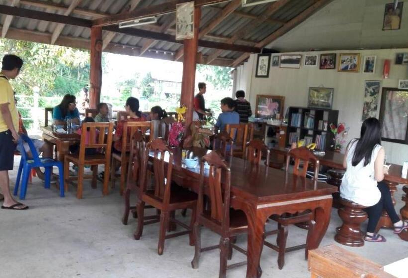 Pansiyon ทรัพย์ทอง การ์เด้น รีสอร์ท