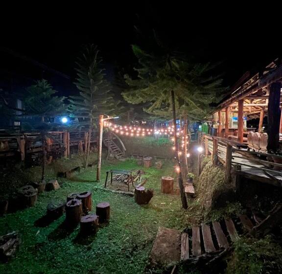 Pension บ้านชนเผ่า แคมป์ปิ้ง แอ็น รีสอร์ต