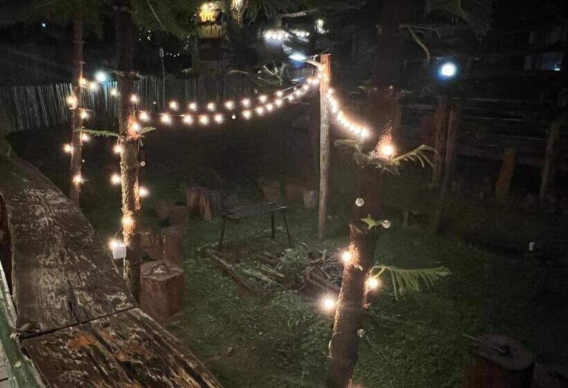 Pension บ้านชนเผ่า แคมป์ปิ้ง แอ็น รีสอร์ต