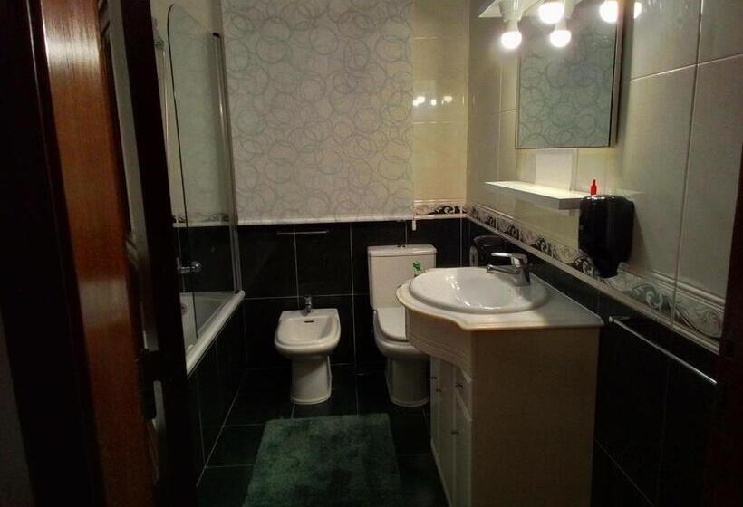 بنسيون Alojamento Real