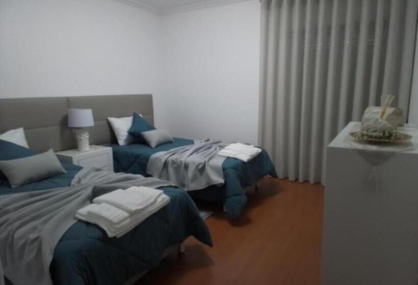 بنسيون Alojamento Real