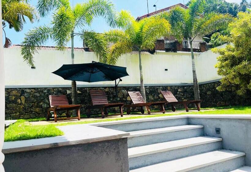 펜션 Arch House Ahangama