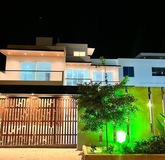 بنسيون Azulrest Casa De Verano