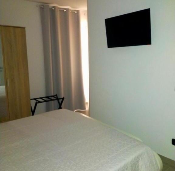 بنسيون Casa Antonella