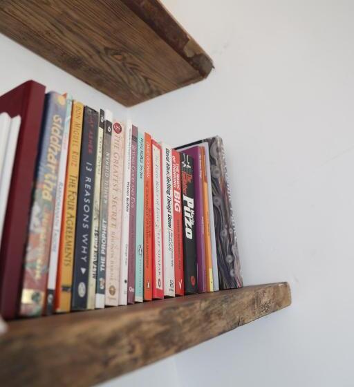 פנסיון Exstacy S Bathtub Rooms & Cafe