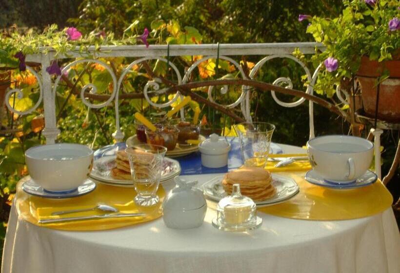 بنسيون Guestroom Saint André De Najac, 1 Pièce, 2 Personnes   Fr 1 601 448