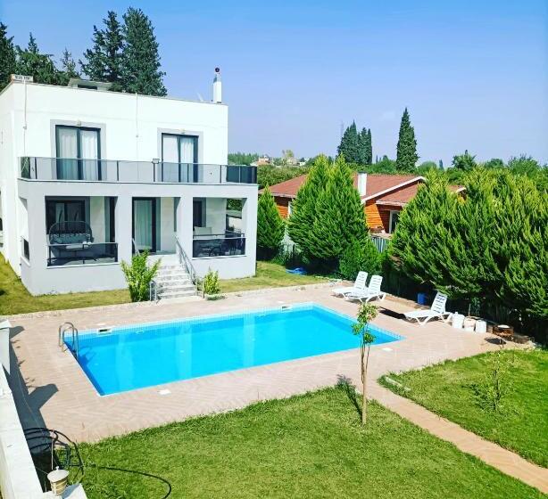 膳宿费 Holistic Balance