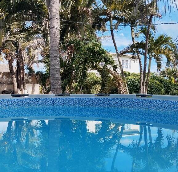 ペンション Hostal Azul Príncipe