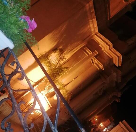 ペンション La Casa In Piazza