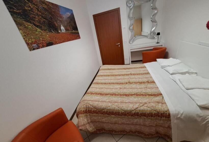 פנסיון Lunga Via Delle Dolomiti