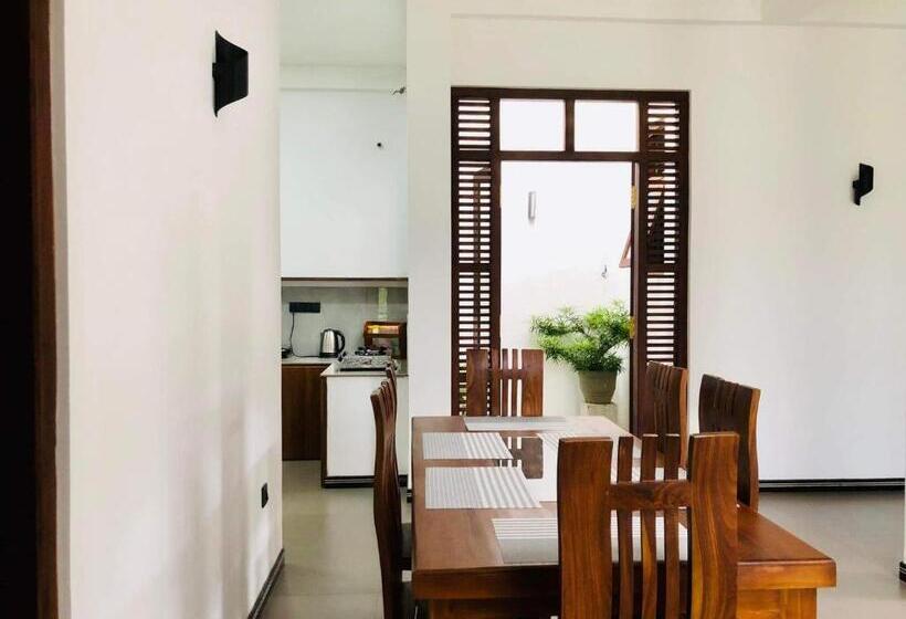 ペンション Mirissa Dream Perk