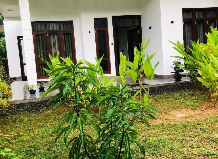 ペンション Mirissa Dream Perk