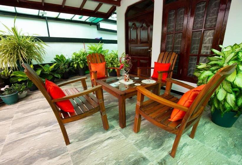 펜션 Pavan Apartments