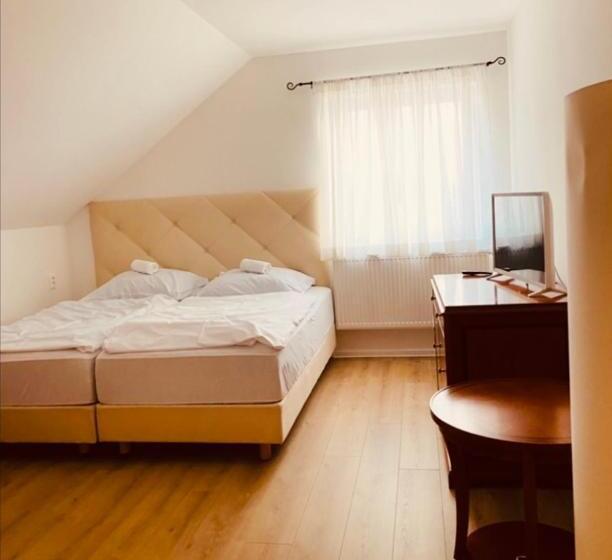 펜션 Penzión Peron