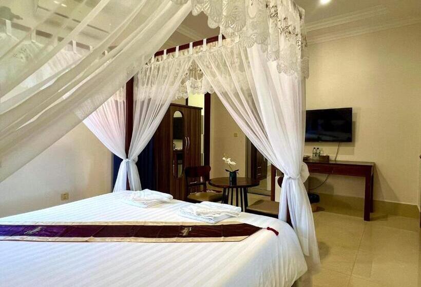 펜션 Red Palace Villa