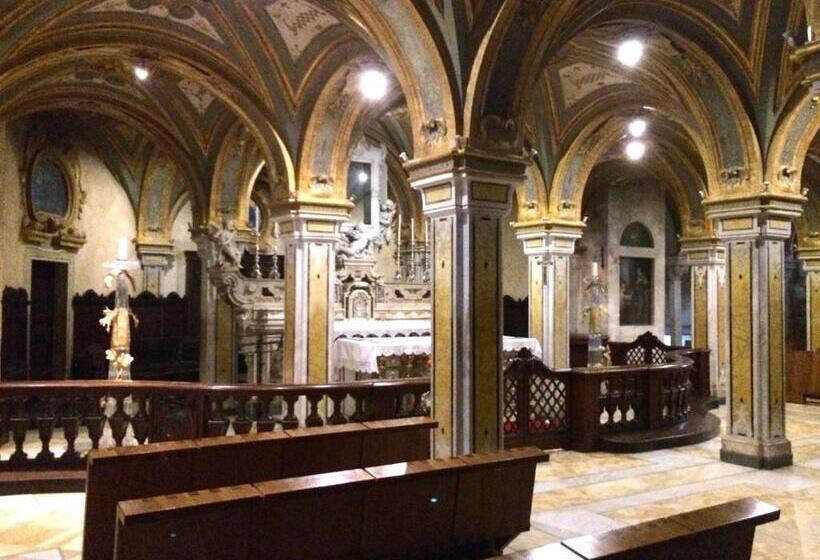 פנסיון Residenze Benedetto Croce