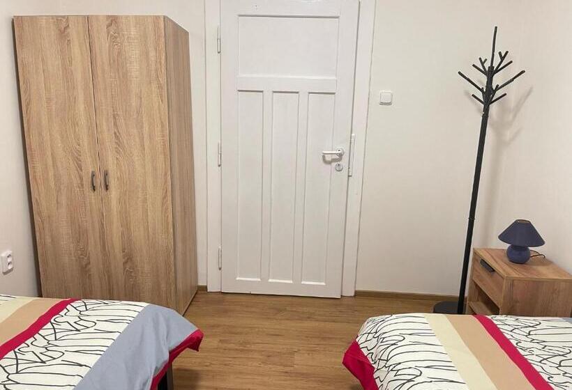 펜션 Restaurace Hamburk S Ubytováním