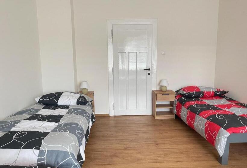 펜션 Restaurace Hamburk S Ubytováním