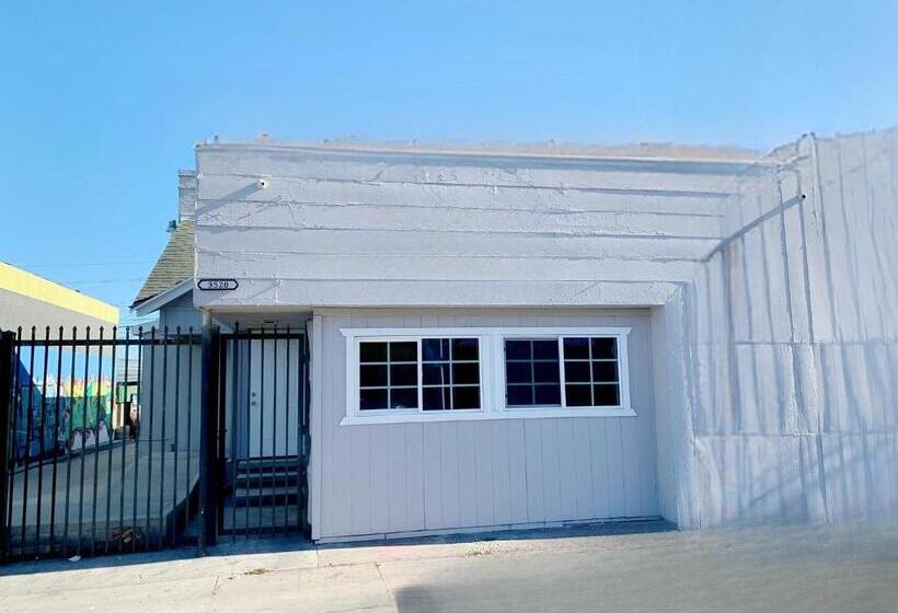 פנסיון Villa De Paris