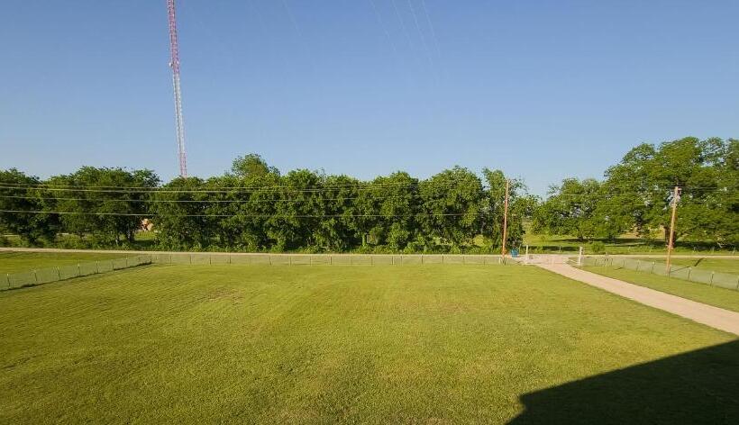 膳宿费 Waterfront Haven   Sleeps 19   Home Cinema   Dock   Weatherford Tx