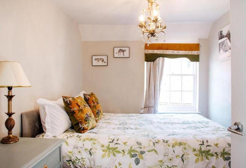 بنسيون Whispering Place In The Heart Of Bewdley