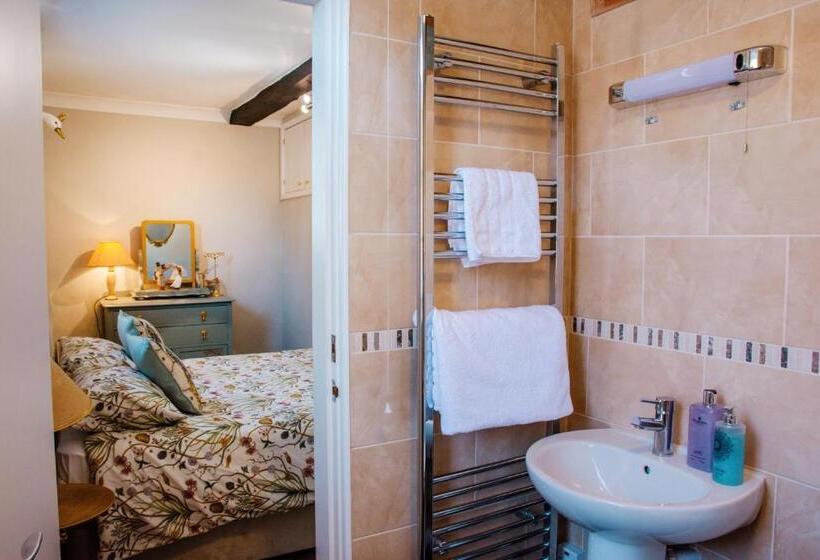 بنسيون Whispering Place In The Heart Of Bewdley