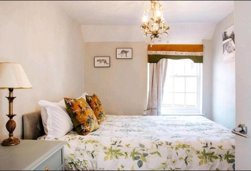 بنسيون Whispering Place In The Heart Of Bewdley