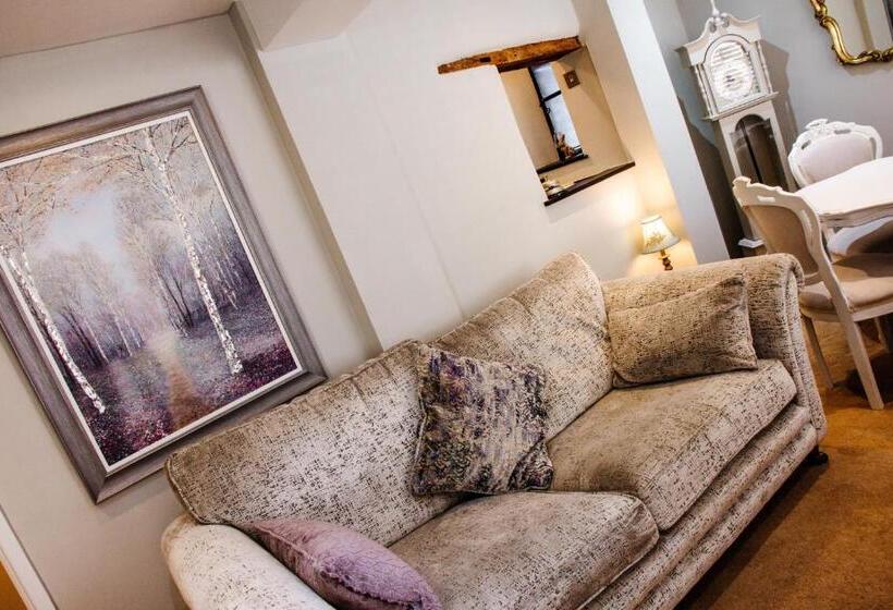 بنسيون Whispering Place In The Heart Of Bewdley