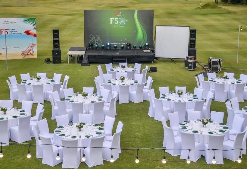 استراحتگاه Laguna Parkside Residences Lăng Cô