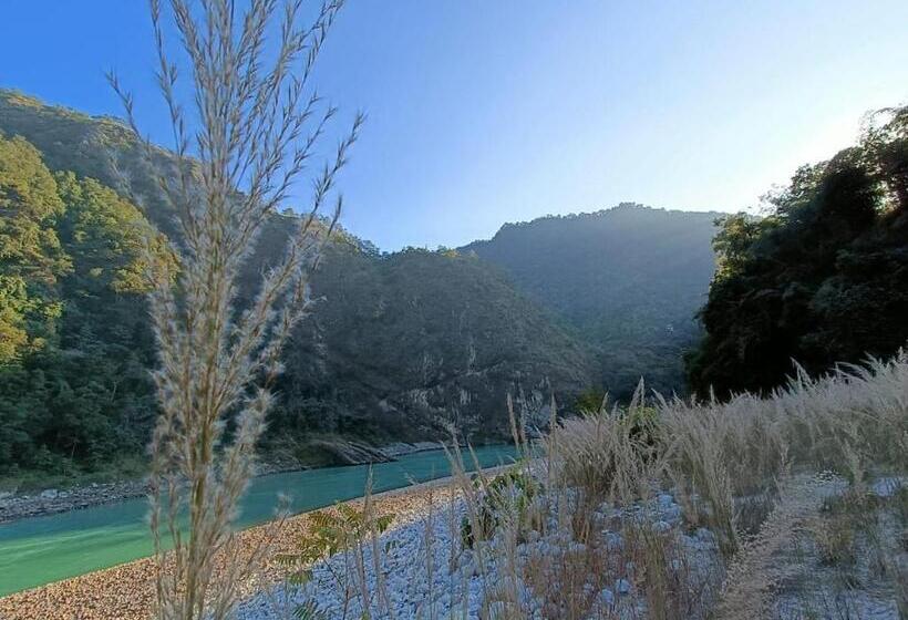 리조트 Riviera Van Villas