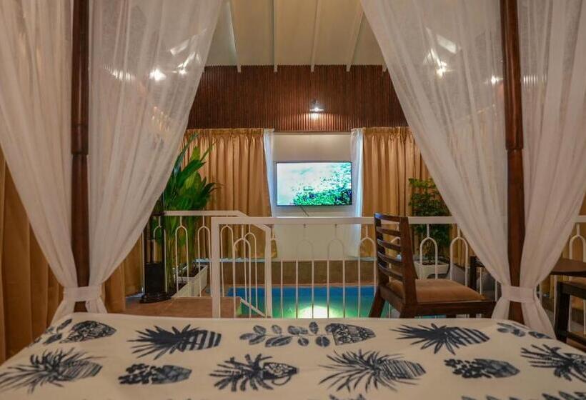 אתר נופש Swimup   Suites With Private Pool , Vagator