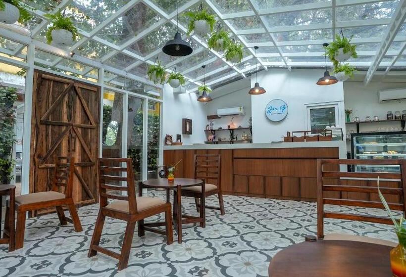 Lomakeskus Swimup   Suites With Private Pool , Vagator