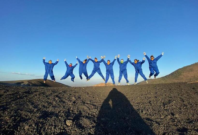 Solid Surf Camp Hostel Nicaragua