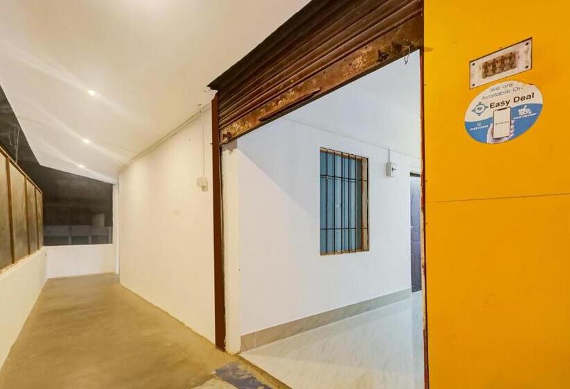 Spot On Hotel Paradise Inn