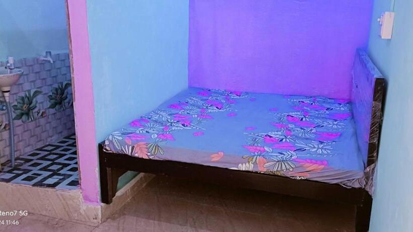 Spot On The Wave Hotel & Restaurant