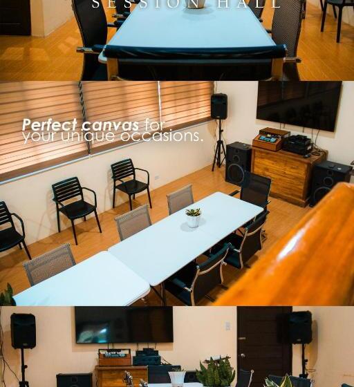 The Family Resthouse And Resort